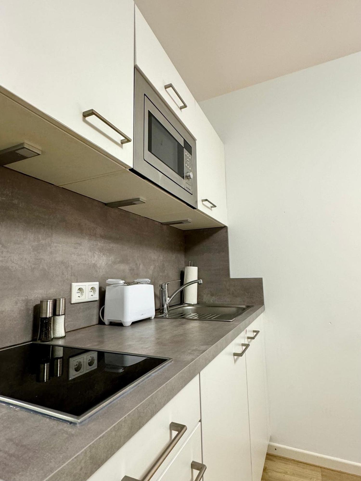 Modernes Apartment Nahe Des Stadtzentrums Хановер Екстериор снимка