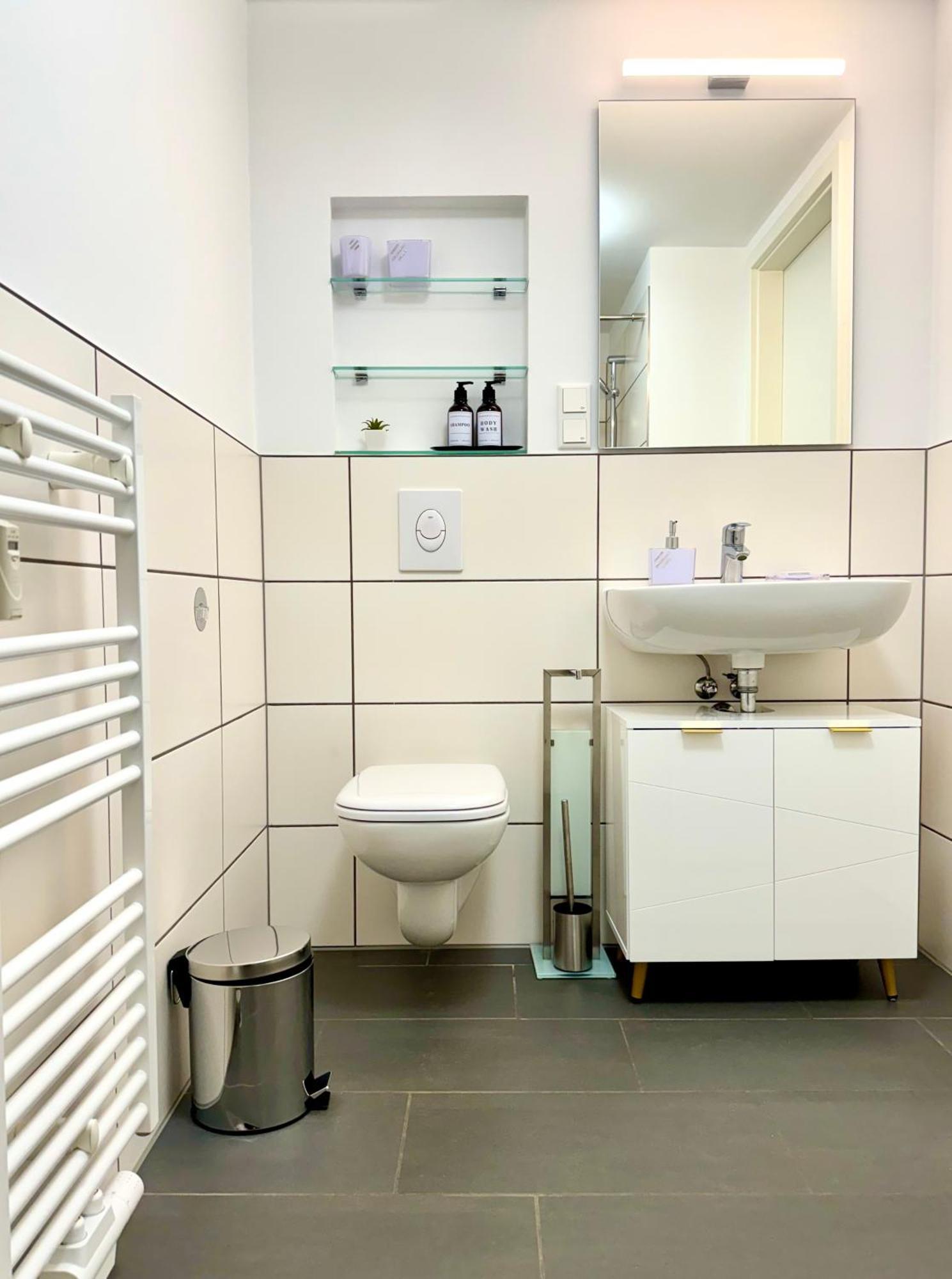 Modernes Apartment Nahe Des Stadtzentrums Хановер Екстериор снимка
