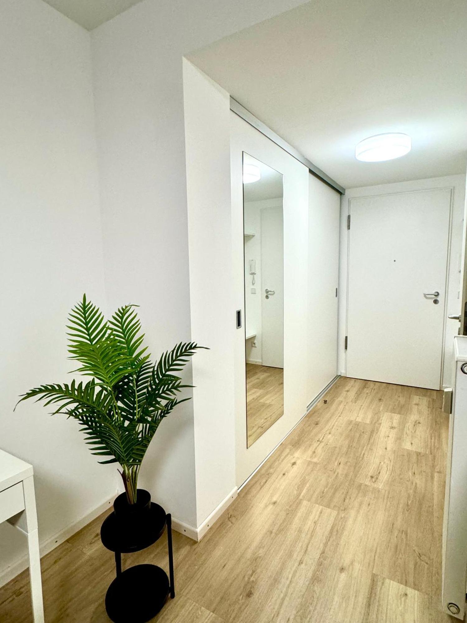Modernes Apartment Nahe Des Stadtzentrums Хановер Екстериор снимка